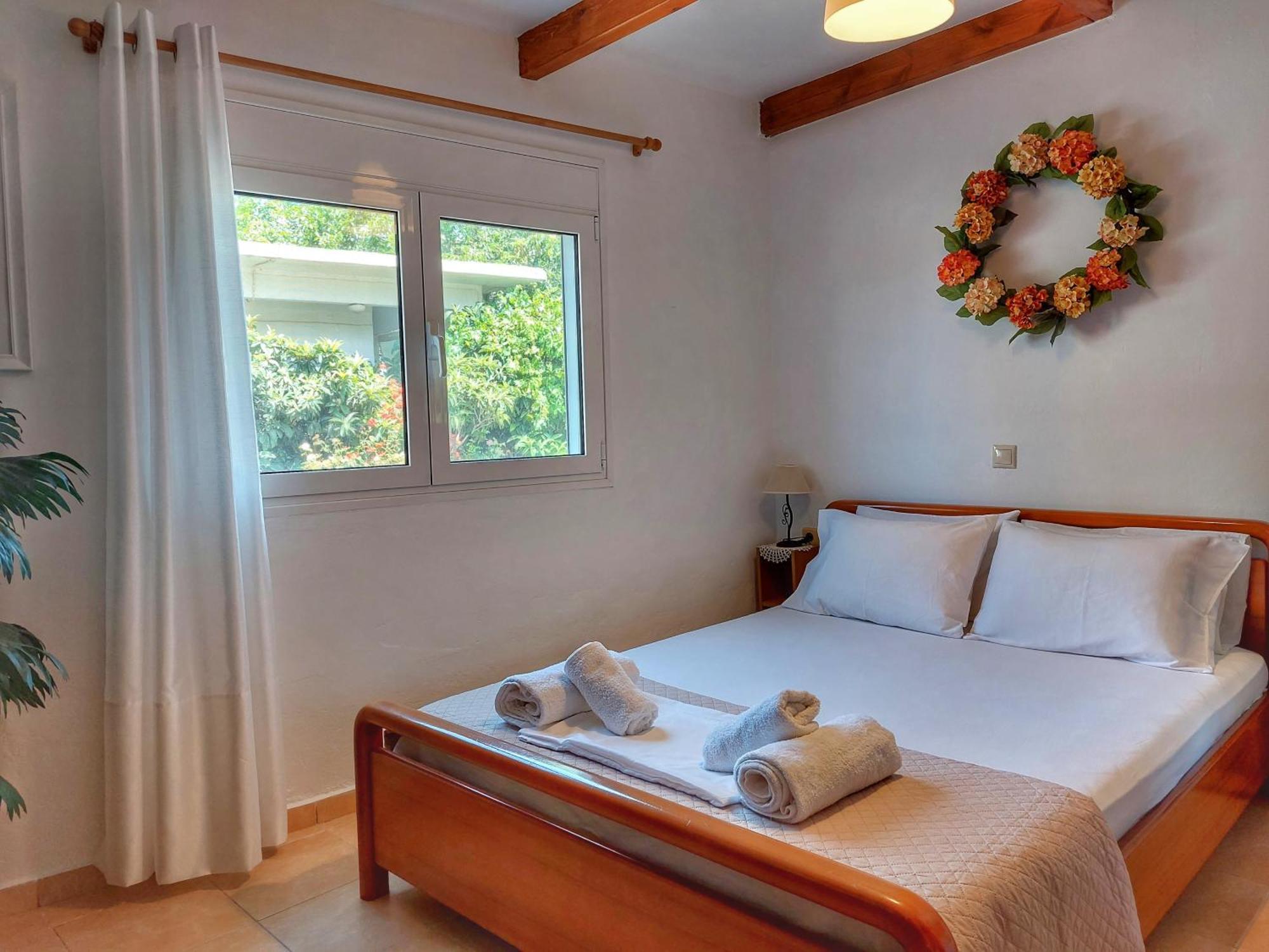 Eva'S House, Cozy Apartment In Traditional Village Pentamodi Luaran gambar
